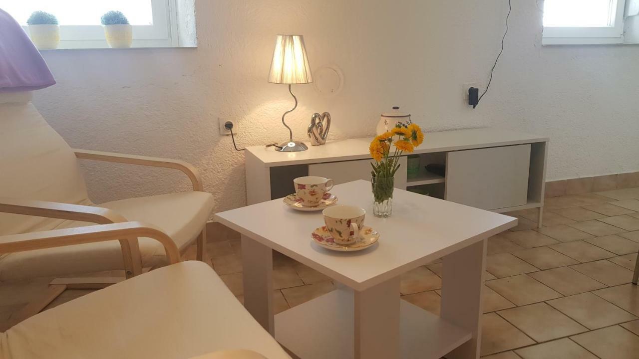 Apartman Duba เซนญ์ ภายนอก รูปภาพ