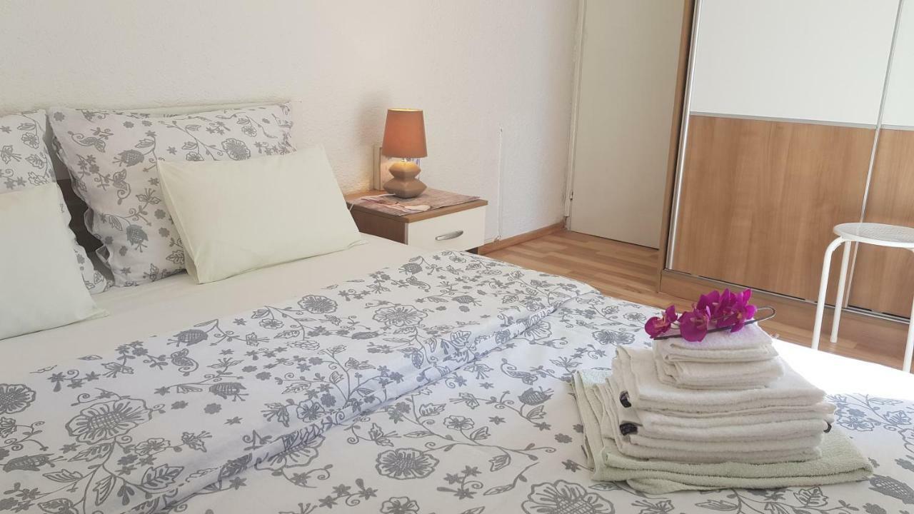 Apartman Duba เซนญ์ ภายนอก รูปภาพ