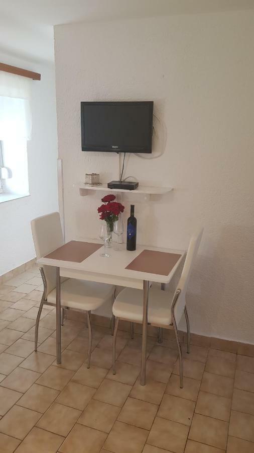 Apartman Duba เซนญ์ ภายนอก รูปภาพ
