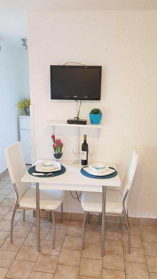 Apartman Duba เซนญ์ ภายนอก รูปภาพ
